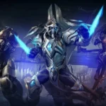 Ba nhân vật game StarCraft II Remastered trong hình ảnh quảng bá, gợi nhớ về lịch sử game chiến thuật kinh điển.