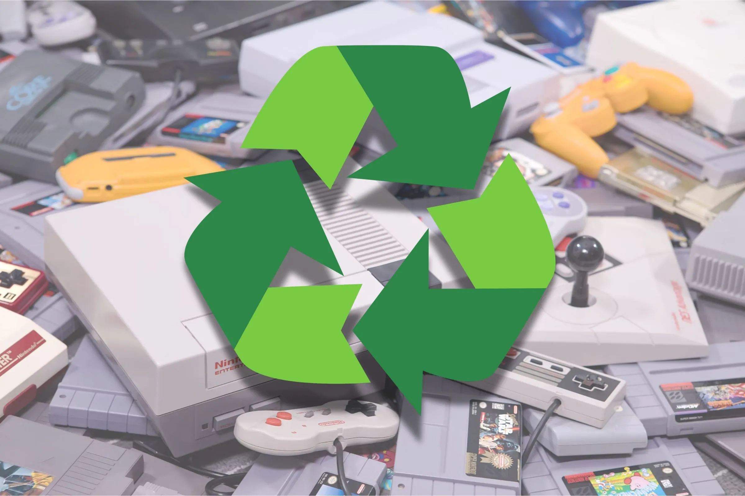 Biểu tượng tái chế đặt trước các máy chơi game Nintendo cũ, thể hiện tầm quan trọng của vòng đời sản phẩm và sửa chữa.