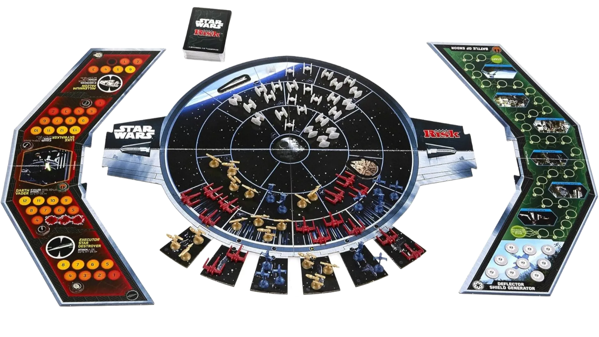 Cận cảnh bàn chơi Risk: Star Wars Edition đang diễn ra, với các khu vực chiến trường không gian xung quanh Ngôi sao Chết và bề mặt Endor, cùng các quân cờ đại diện cho lực lượng Đế Chế và Nổi Dậy, tái hiện trận chiến cuối cùng trong Episode VI.
