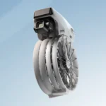 Flycam DJI Flip nhỏ gọn với cánh quạt gập gọn, thể hiện thiết kế tiện lợi và khả năng di động cao cho người dùng vlog.