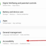Màn hình cài đặt Samsung Galaxy hiển thị tùy chọn 'Hỗ trợ tiếp cận' để kích hoạt Live Transcribe.