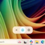 Người dùng tương tác với Copilot trên Windows 11 bằng lệnh giọng nói thông qua phím tắt Alt Spacebar, hiển thị biểu tượng micro.