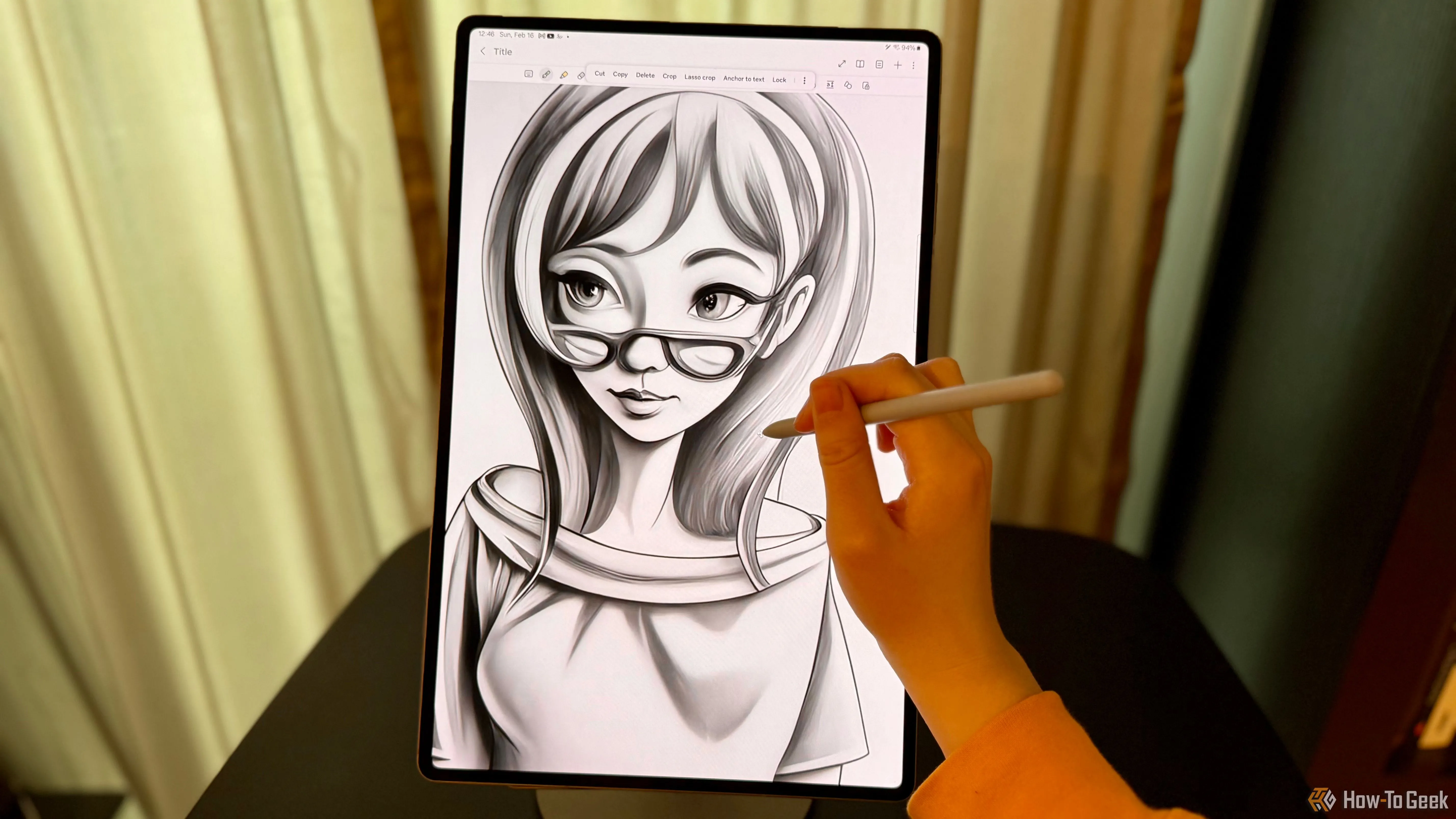 Sử dụng bút S Pen để vẽ và ghi chú trên Samsung Galaxy Tab S10 Ultra với ứng dụng Samsung Notes và hỗ trợ AI, tối ưu cho nghệ thuật số và học tập.