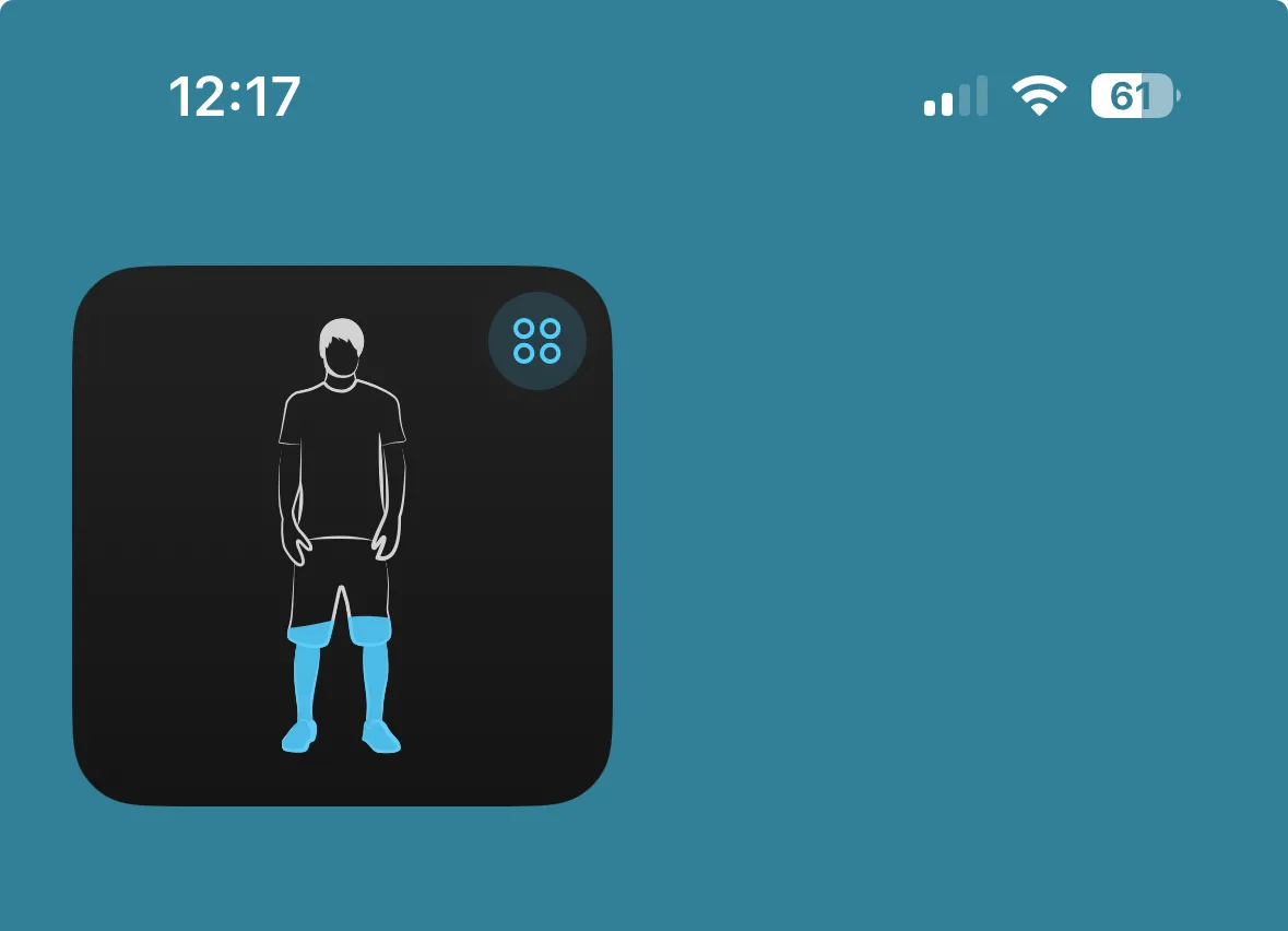 Widget của ứng dụng Waterminder trên iPhone hiển thị biểu tượng hình người với mức nước hiện tại, giúp người dùng dễ dàng theo dõi lượng nước đã uống trong ngày.